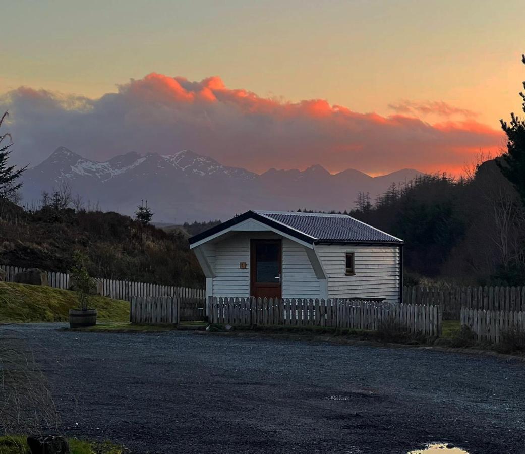 Isle Of Skye Camping Pods Bagian luar foto