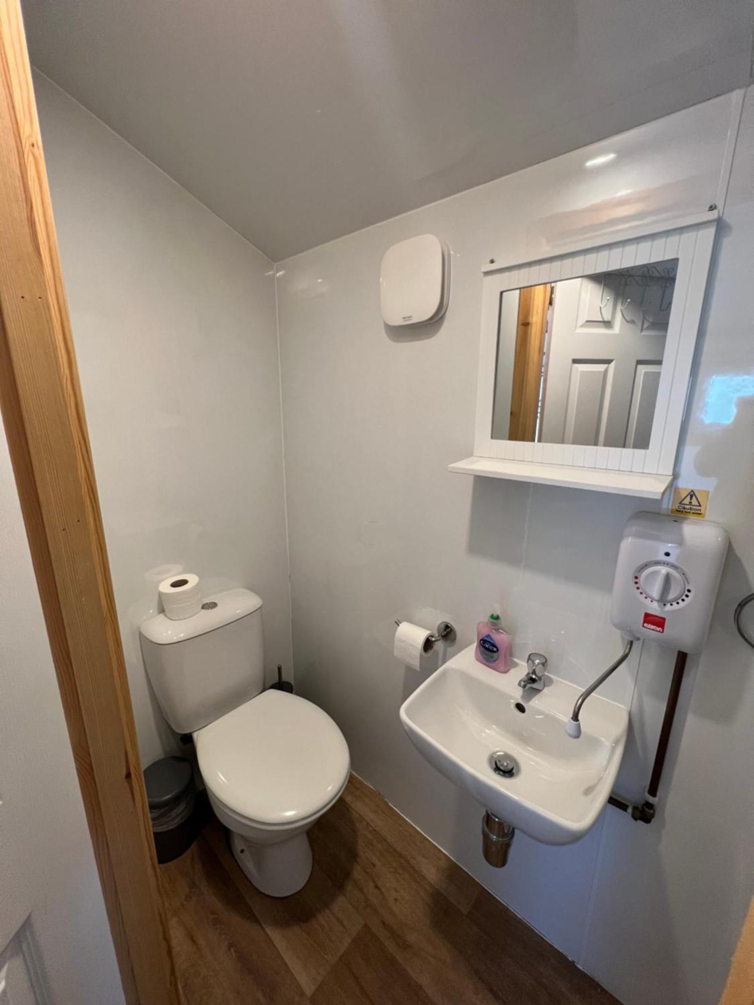 Isle Of Skye Camping Pods Bagian luar foto