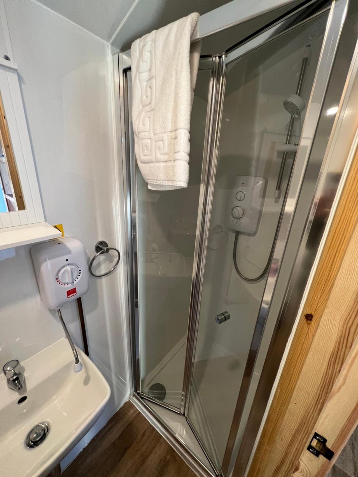Isle Of Skye Camping Pods Bagian luar foto